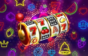 Tampilan aplikasi mobile seroja88 dengan sportsbook dan slot online